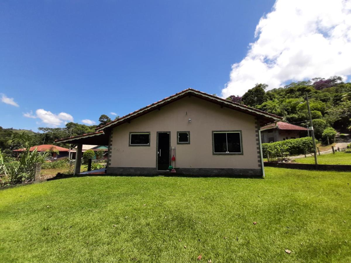 Casa Rosa Lumiar, Cachoeira Particular E Fazendinha Екстериор снимка
